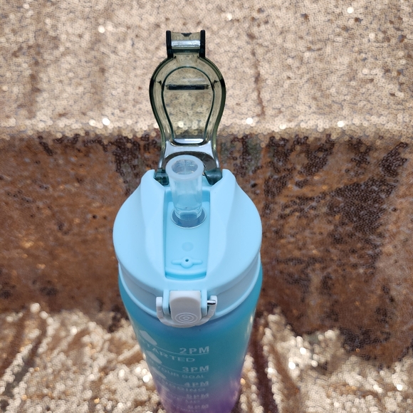 Purple to Blue Gradient 32 Ounce Motivational Flip Top Water Bottle - Picture 3 of 8